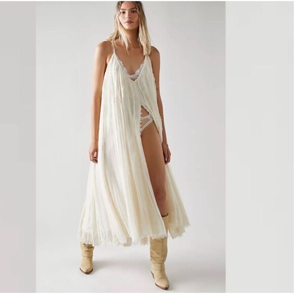 Free People - Sweet Sea Maxi Dress in Ivory Size M - Picture 1 of 11